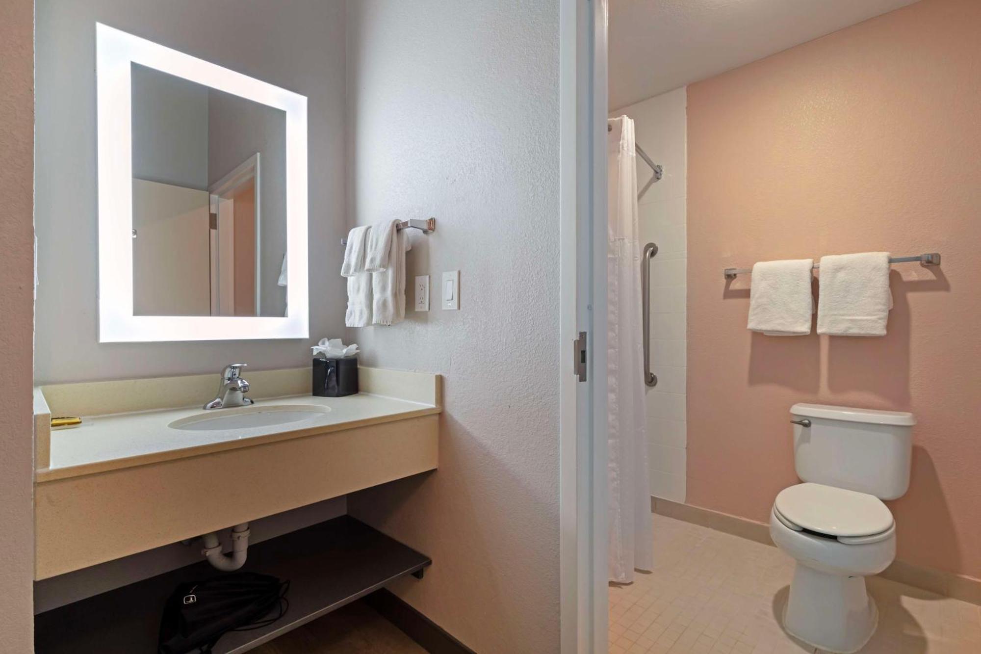 Hotel Western Worth North 3*